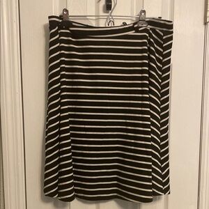 Black and White A-Line Wrap Skirt Knee-Length